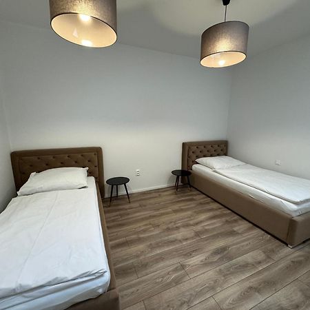 Project Ik Luxury Apartments Sered' Экстерьер фото