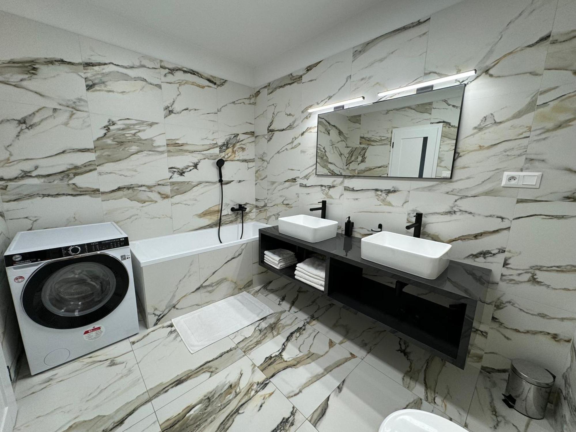 Project Ik Luxury Apartments Sered' Экстерьер фото
