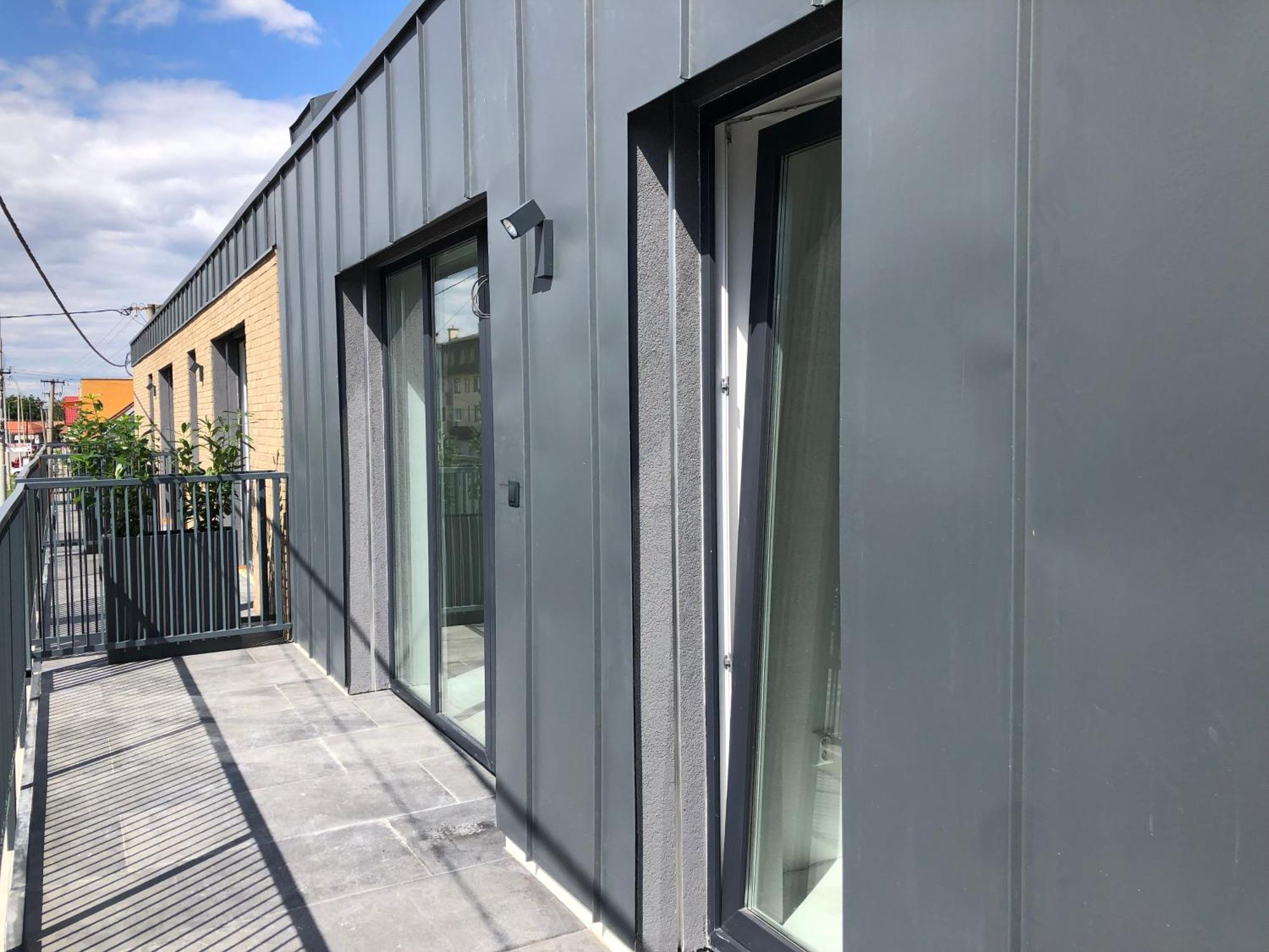 Project Ik Luxury Apartments Sered' Экстерьер фото
